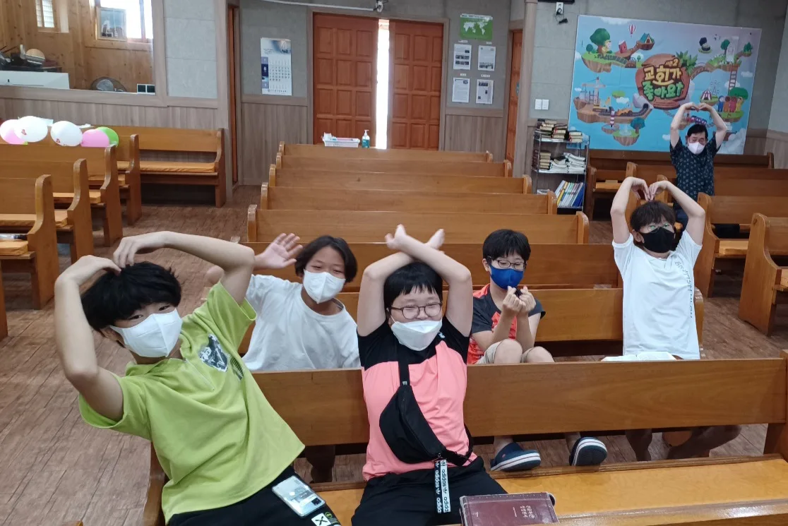 2022년 8월 7일 주일 예배 교회학교 아이들 사진 2